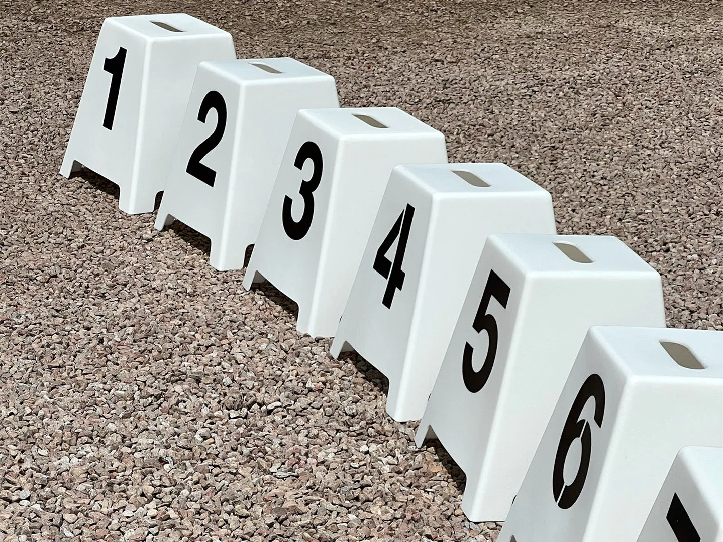 Show Jump Markers | Numbers 1-8 - Image 2